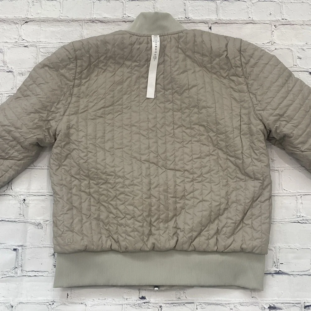 Lululemon Non-Stop Bomber Jacket - Picture 6 of 16
